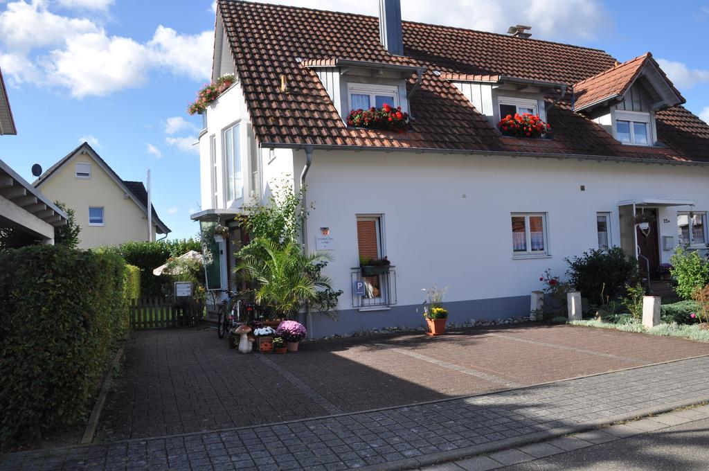 Double Two Lodge Kappel-Grafenhausen Eksteriør billede